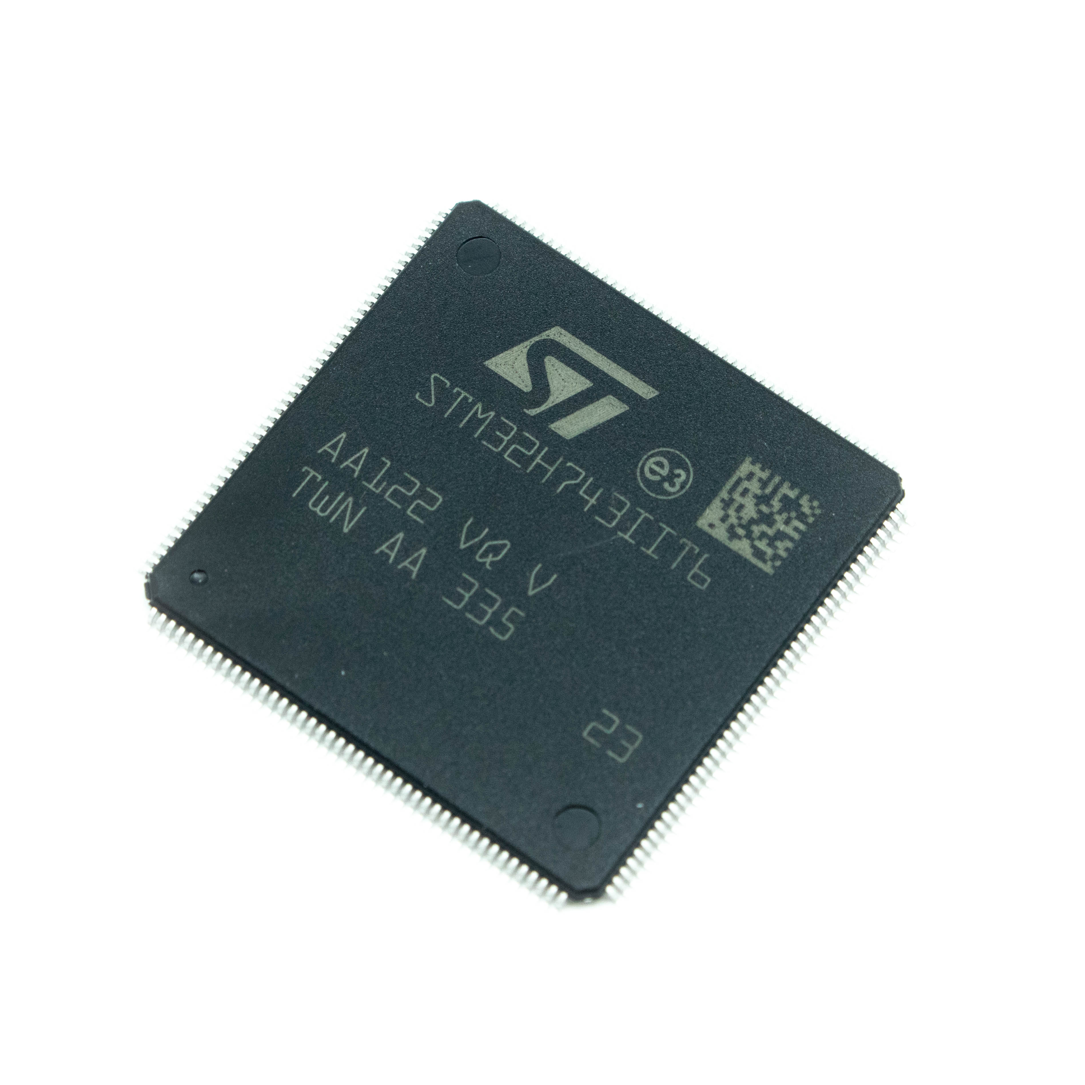 STM32H743IIT6