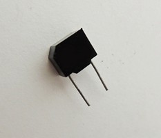 1.5UF/50V TN