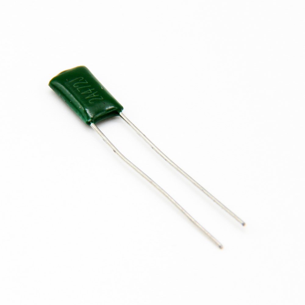 4.7NF/100V P (4MM)